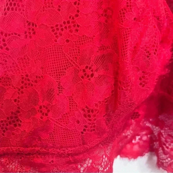 Aerie lace padded lined bra bralette criss cross straps triangle cutout detail - Picture 2 of 8